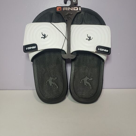 AND1  NWT White Black Men's Unisex Slides Slip On Sandals Sz 8 - Picture 1 of 7